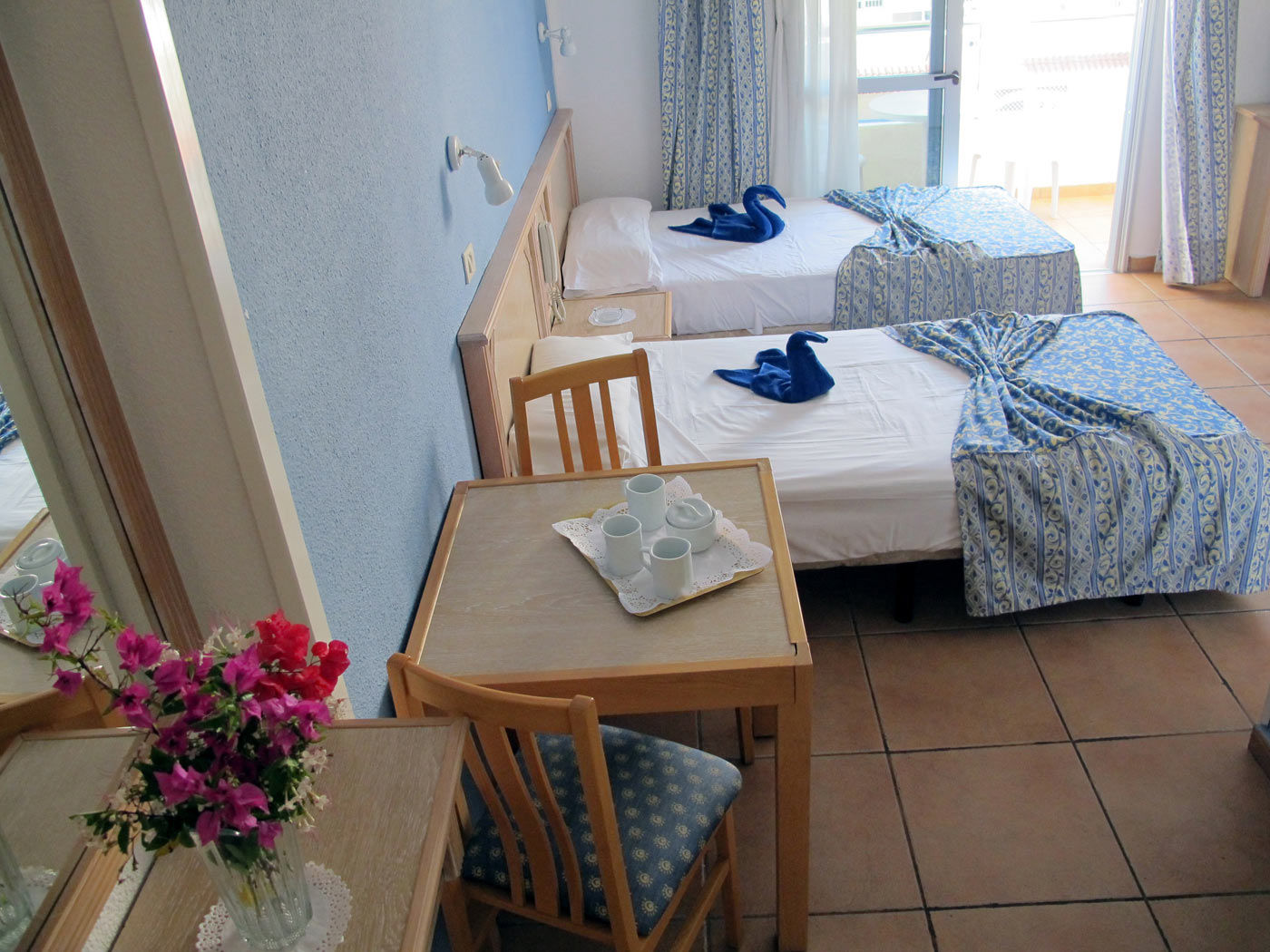 Apartamentos Oro Blanco Playa de las Americas  Exterior photo